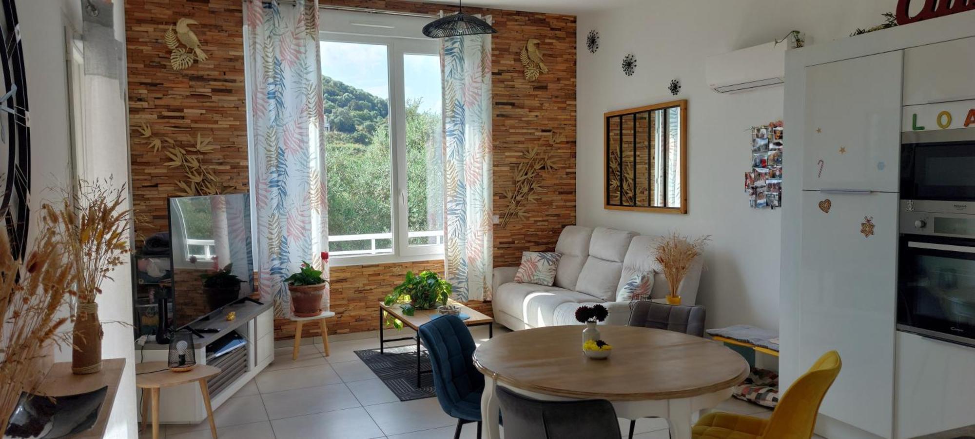 Maison T3 Duplex Avec Jacuzzi Holiday home *
